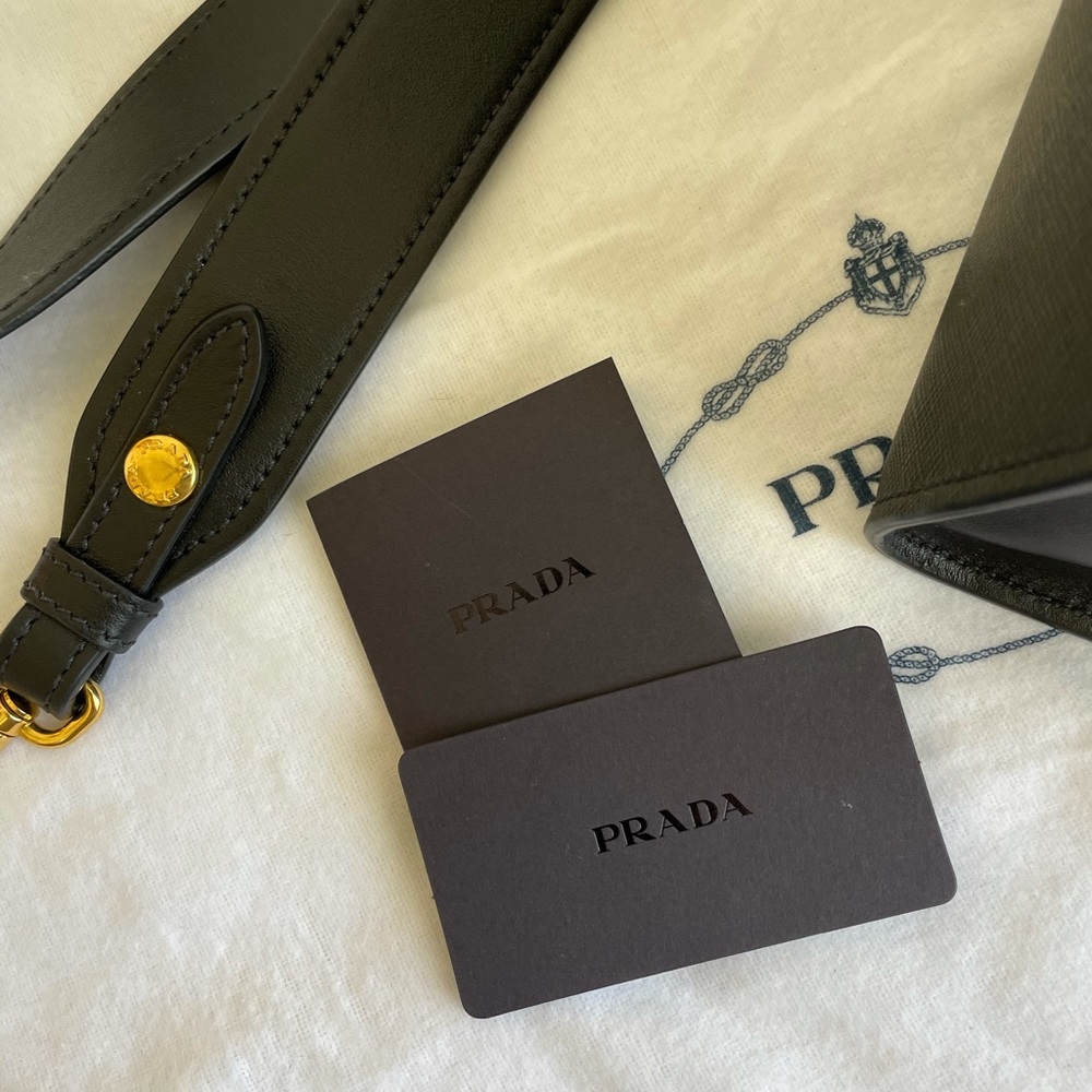 Prada Paradigm Saffiano and City Calf Tote NWOT - Picture 2 of 12